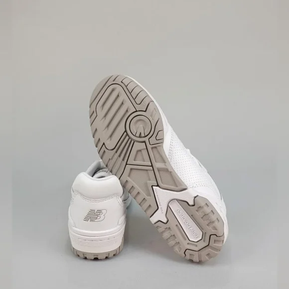 New Balance 550 White and silver BB550 sneakers Women Size 6 90' Style - Picture 2 of 13